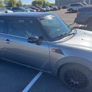 صورة 13 لـ 2010 MINI COOPER BASE