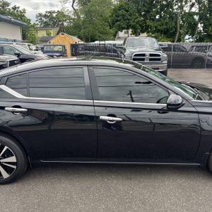2021 Nissan ALTIMA 2.5 SV — фото 10