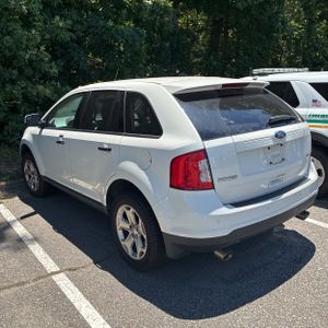 FORD EDGE SEL - 4