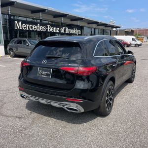 صورة 10 لـ 2025 Mercedes-BENZ GLC