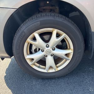 2011 Nissan ROGUE SV photo 17