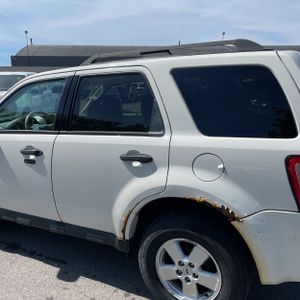 FORD ESCAPE XLT - 6