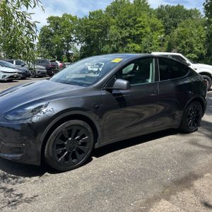 TESLA MODEL Y LONG RANGE - 3