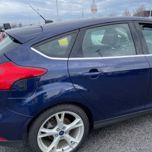 FORD FOCUS TITANIUM - 8
