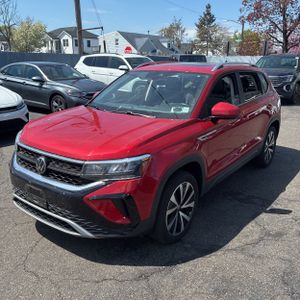 VOLKSWAGEN TAOS SE 4MOTION - 1