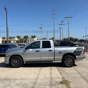 صورة 3 لـ 2005 Dodge RAM 1500 SLT