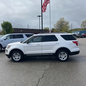 FORD EXPLORER XLT - 3