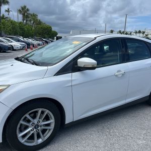 صورة 2 لـ 2016 FORD FOCUS SE