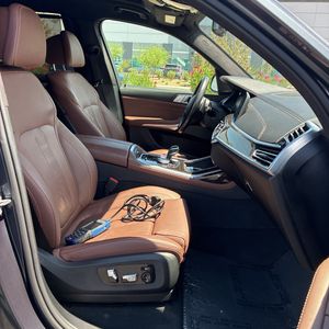 صورة 33 لـ 2019 BMW X7 XDRIVE40I