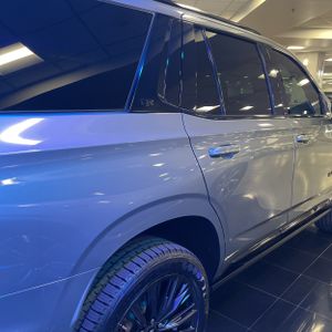 CADILLAC ESCALADE-V BASE - 6