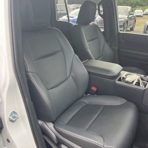 2026 Toyota LAND CRUISER BASE — миниатюра 32