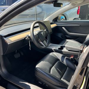 صورة 29 لـ 2022 Tesla MODEL 3 BASE