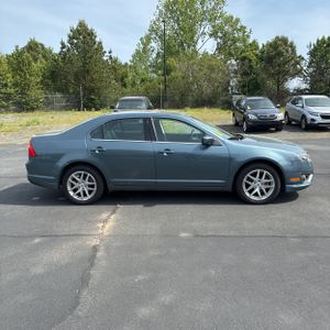 FORD FUSION SEL - 10