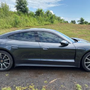 صورة مصغرة 11 لـ 2021 Porsche TAYCAN BASE