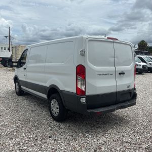 FORD TRANSIT 250 - 5