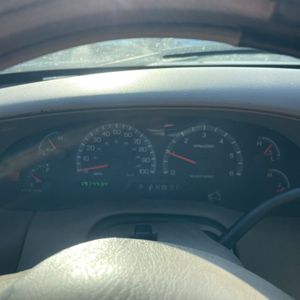 2002 FORD EXPEDITION XLT — миниатюра 37