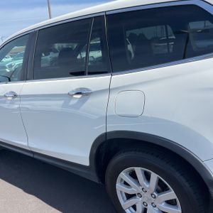 HONDA PILOT LX - 6