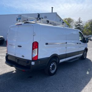 FORD TRANSIT 250 - 8