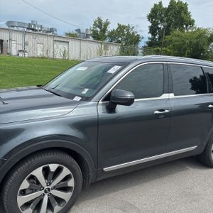صورة 2 لـ 2021 KIA TELLURIDE S