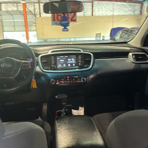 2019 KIA SORENTO LX — миниатюра 32