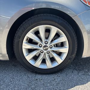 صورة مصغرة 20 لـ 2017 KIA OPTIMA EX