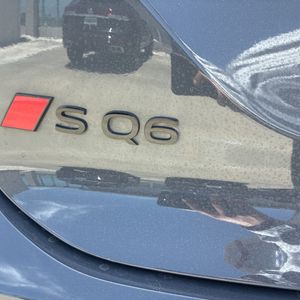 2025 AUDI SQ6 E-TRON PRESTIGE 缩略图 23