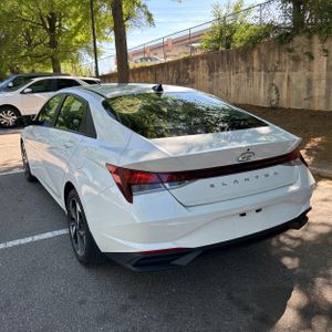 HYUNDAI ELANTRA SEL - 4