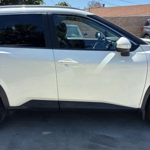 NISSAN ROGUE SV - 10