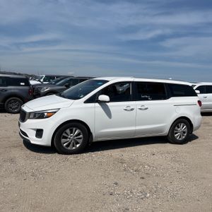 KIA SEDONA LX - 3