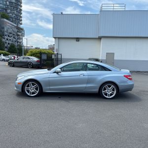 MERCEDES-BENZ E-CLASS - 3