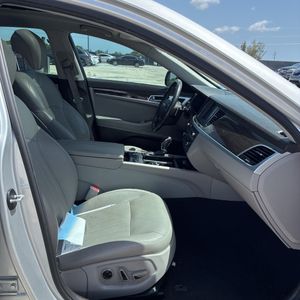 2015 Hyundai GENESIS 3.8L — миниатюра 33