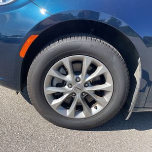 2025 Chrysler PACIFICA SELECT 缩略图 17