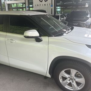 2023 Toyota HIGHLANDER LE — миниатюра 13