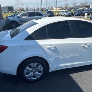 CHEVROLET CRUZE LS AUTO - 9
