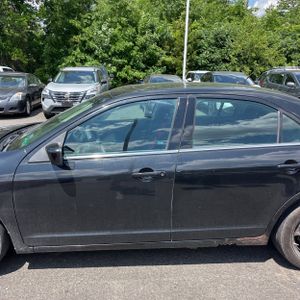 FORD FUSION SE - 4