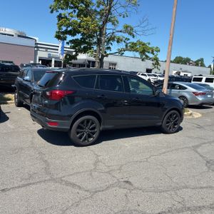 FORD ESCAPE SE - 8