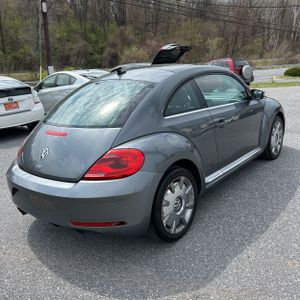 VOLKSWAGEN BEETLE TDI - 8