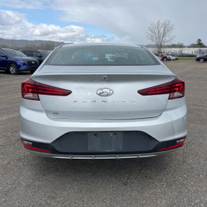 HYUNDAI ELANTRA SE - 7