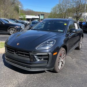 PORSCHE MACAN S - 1