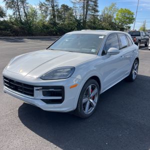 PORSCHE CAYENNE S - 1