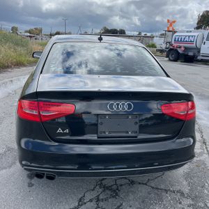 AUDI A4 2.0T PREMIUM - 7
