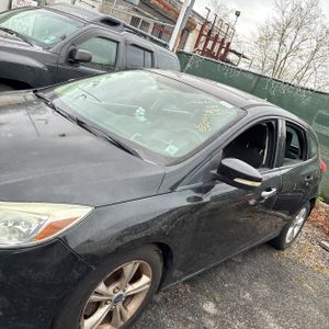 FORD FOCUS SE - 3