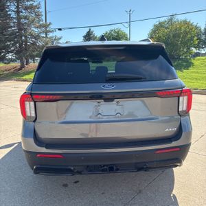 FORD EXPLORER ST-LINE - 7