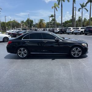 2016 Mercedes-BENZ C 300 照片 10