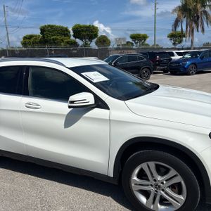 2020 Mercedes-BENZ GLA — миниатюра 13