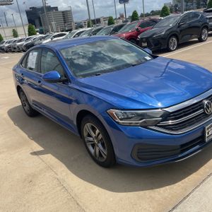 VOLKSWAGEN JETTA SE - 10