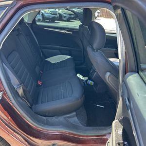 2015 FORD FUSION SE thumbnail 35