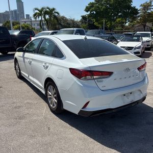 صورة 5 لـ 2019 Hyundai SONATA SE