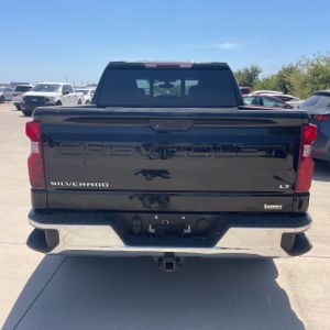 2019 Chevrolet SILVERADO 1500 LT 照片 4