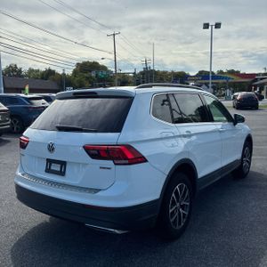 2019 Volkswagen TIGUAN SE 4MOTION — фото 8